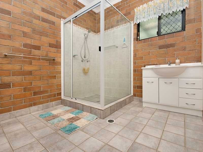 18 Brenton Circuit, Deeragun QLD 4818
