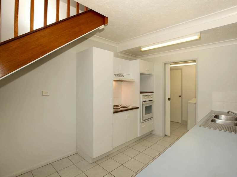 Unit 4/37 Lindsay St, Rosslea QLD 4812