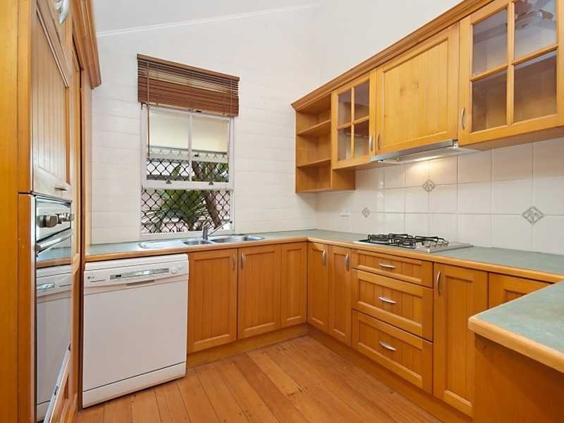 14 Philp Street, Hermit Park QLD 4812