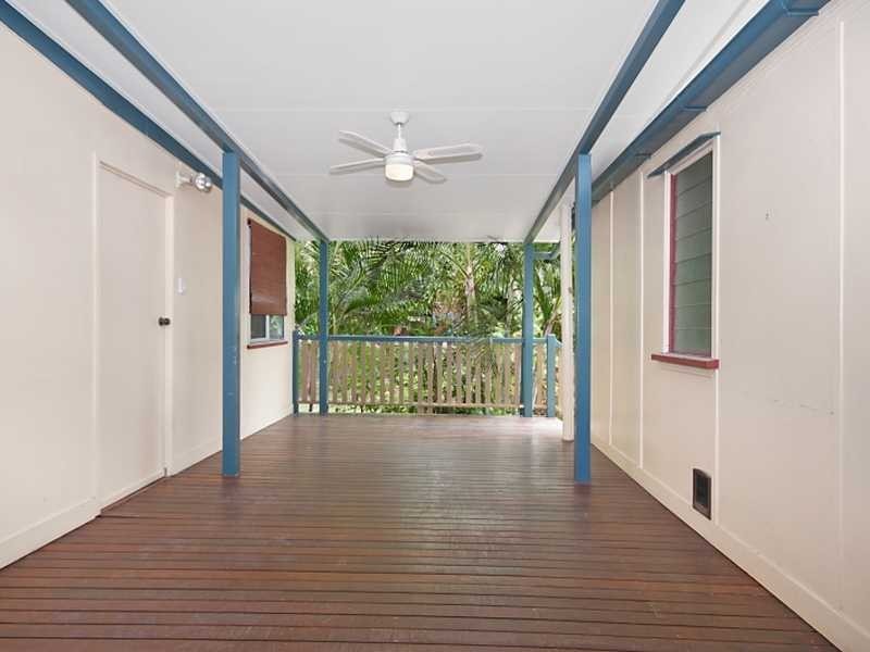 14 Philp Street, Hermit Park QLD 4812