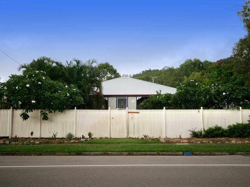 15 Harold Street, West End QLD 4810