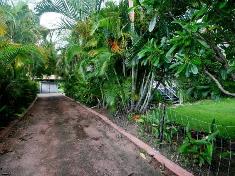 15 Harold Street, West End QLD 4810