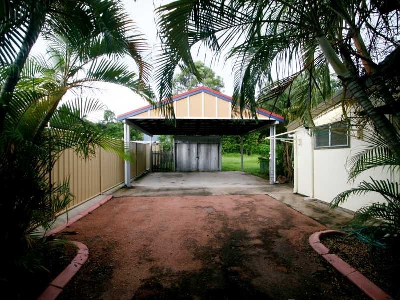 15 Harold Street, West End QLD 4810