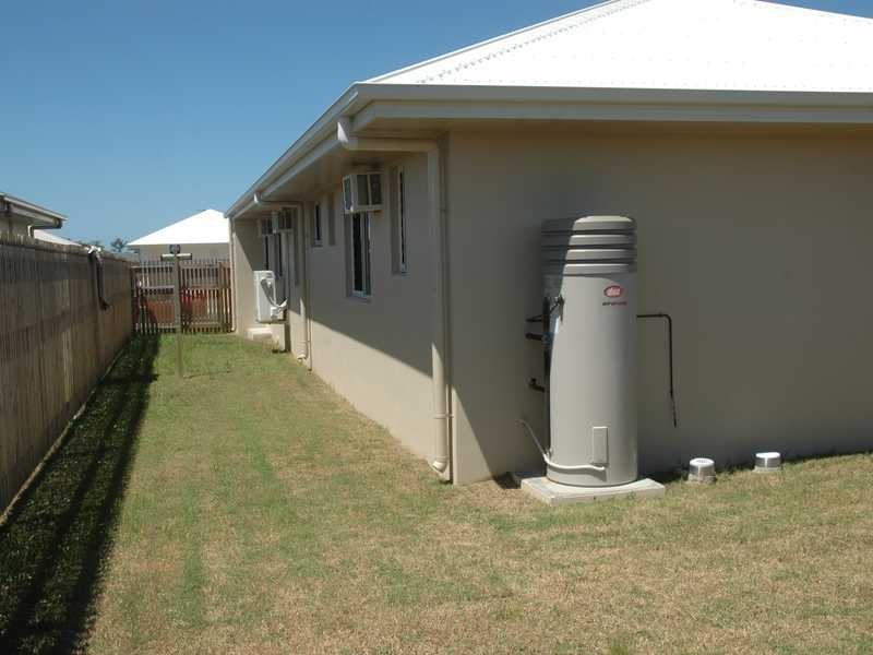 22 Lashmar Cres, Deeragun QLD 4818