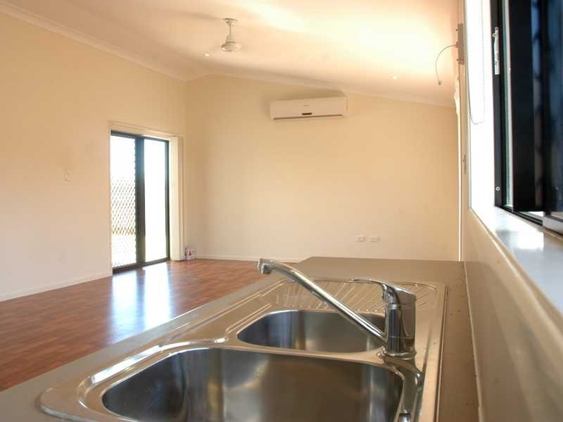 14 Mt Jagged Street, Deeragun QLD 4818