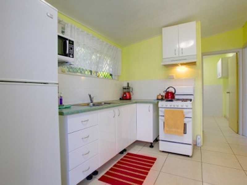 38 Ralston Street, West End QLD 4810