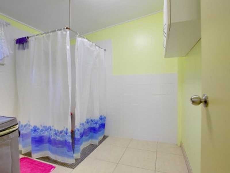 38 Ralston Street, West End QLD 4810