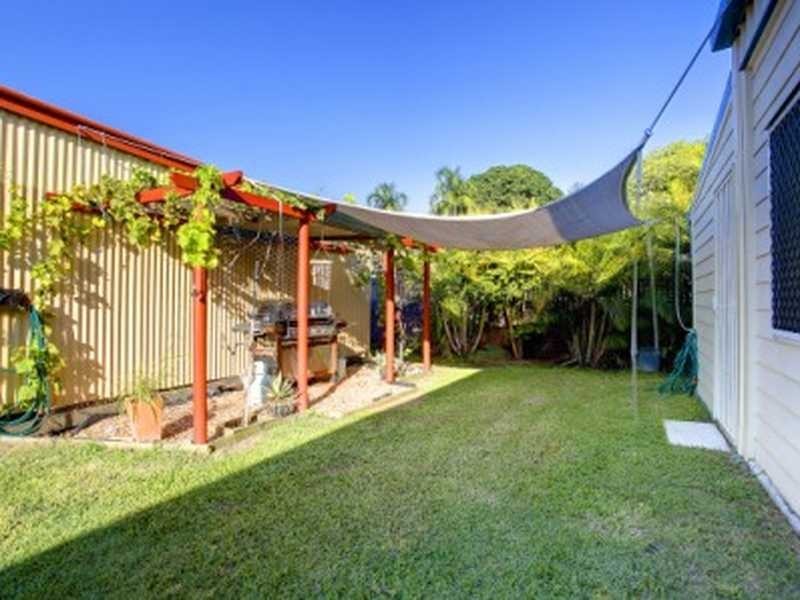 38 Ralston Street, West End QLD 4810