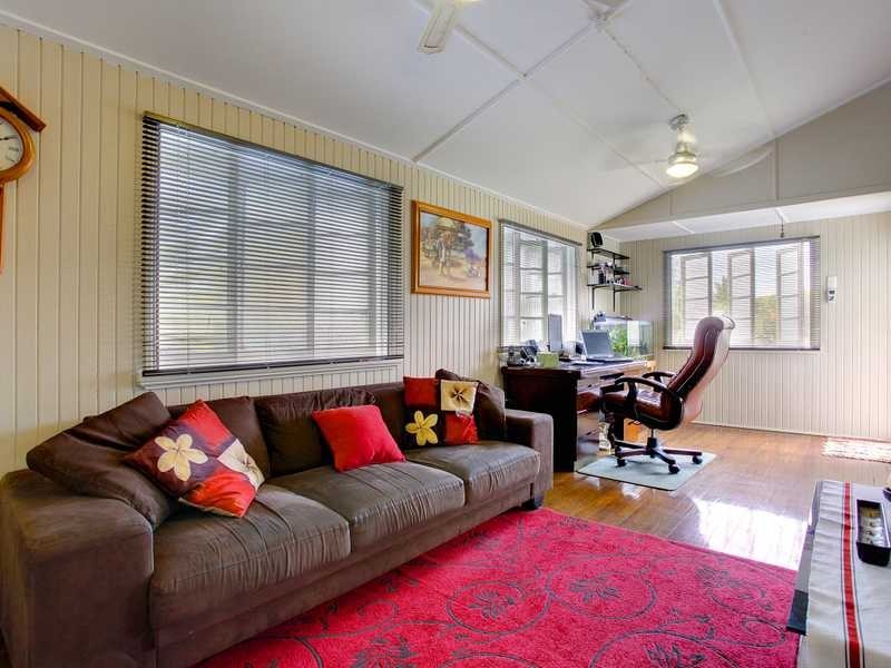 34 Putt Street, Railway Estate QLD 4810