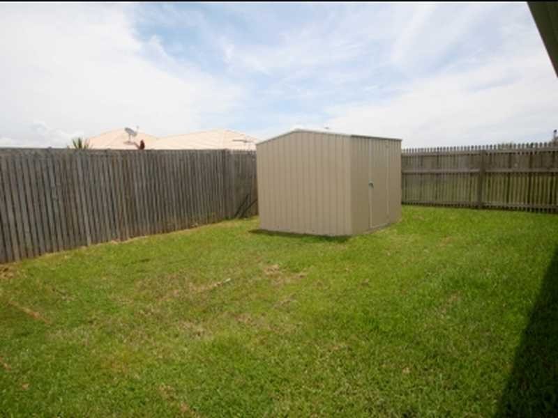 137 Daintree Drive, Bushland Beach QLD 4818