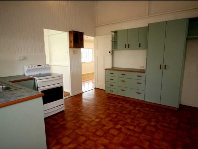 3 John Street, West End QLD 4810