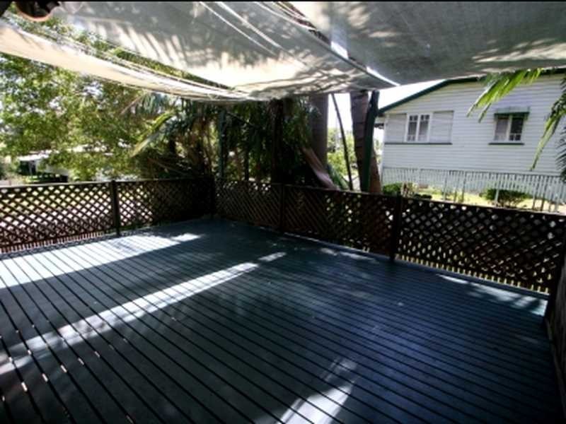 3 John Street, West End QLD 4810