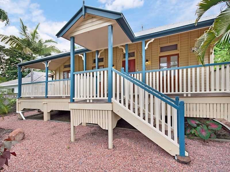 14 Philp Street, Hermit Park QLD 4812