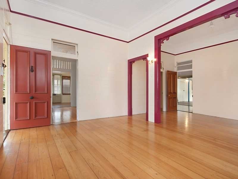 14 Philp Street, Hermit Park QLD 4812