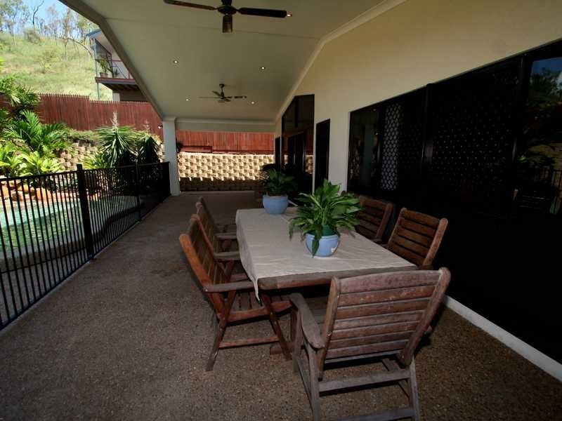 6 Cromwell Court, Mount Louisa QLD 4814