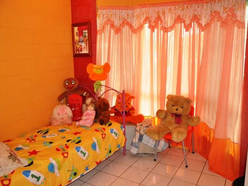 41 Barnett Street, Mount Louisa QLD 4814