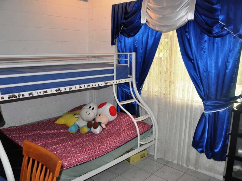 41 Barnett Street, Mount Louisa QLD 4814