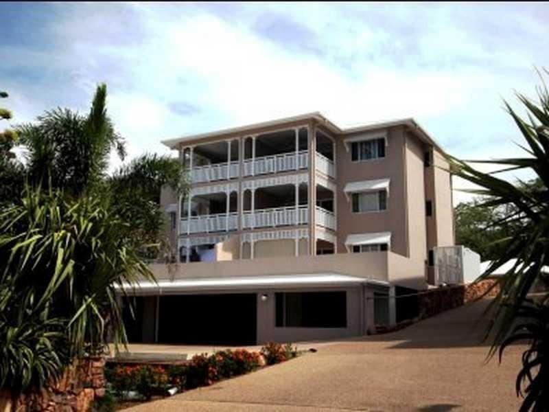 Unit/62/42 Warburton Street, North Ward QLD 4810