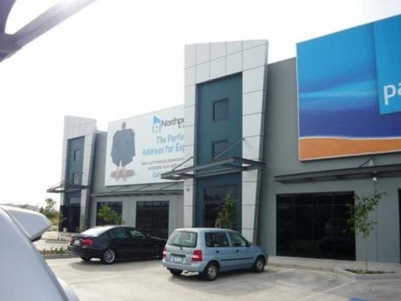 719 Woolcock Street, Mount Louisa QLD 4814