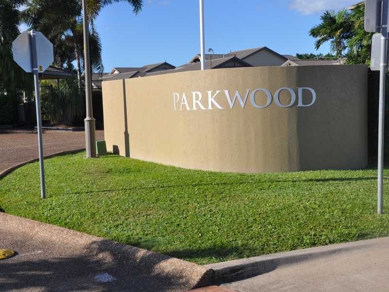 Unit 11/1 Burnda Street, Kirwan QLD 4817