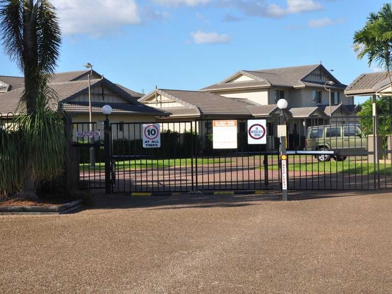 Unit 11/1 Burnda Street, Kirwan QLD 4817