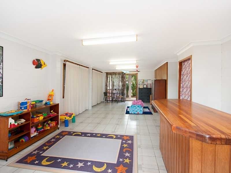 27 Bligh Street, Kirwan QLD 4817