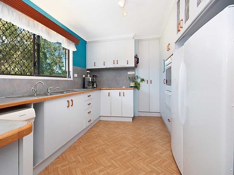 29 Alligator Creek Rd, Alligator Creek QLD 4816