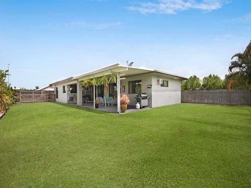 64 Seabrook Circuit, Bushland Beach QLD 4818