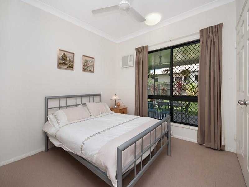 64 Seabrook Circuit, Bushland Beach QLD 4818