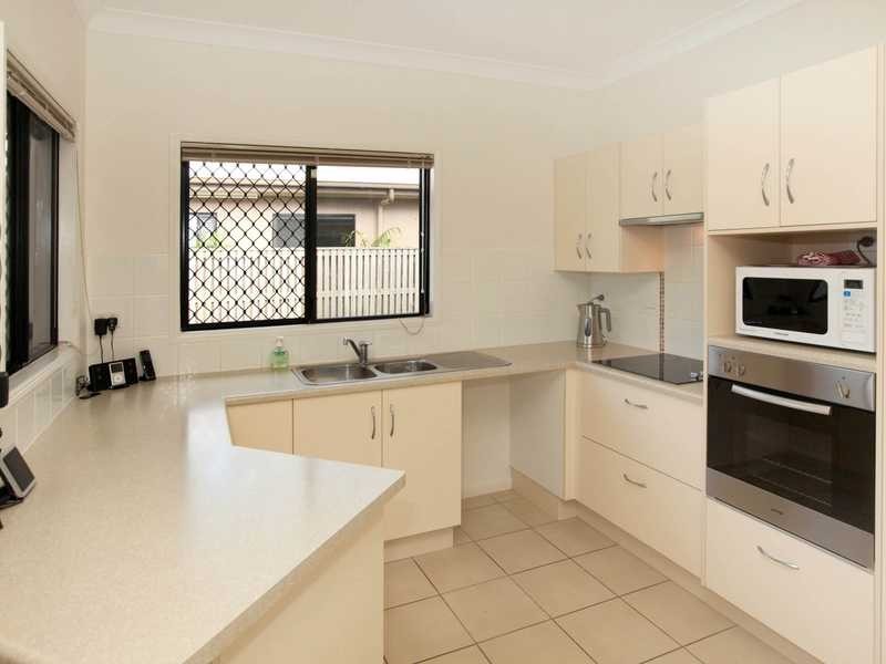 11 Eungella Court, Bushland Beach QLD 4818