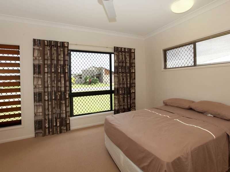 11 Eungella Court, Bushland Beach QLD 4818