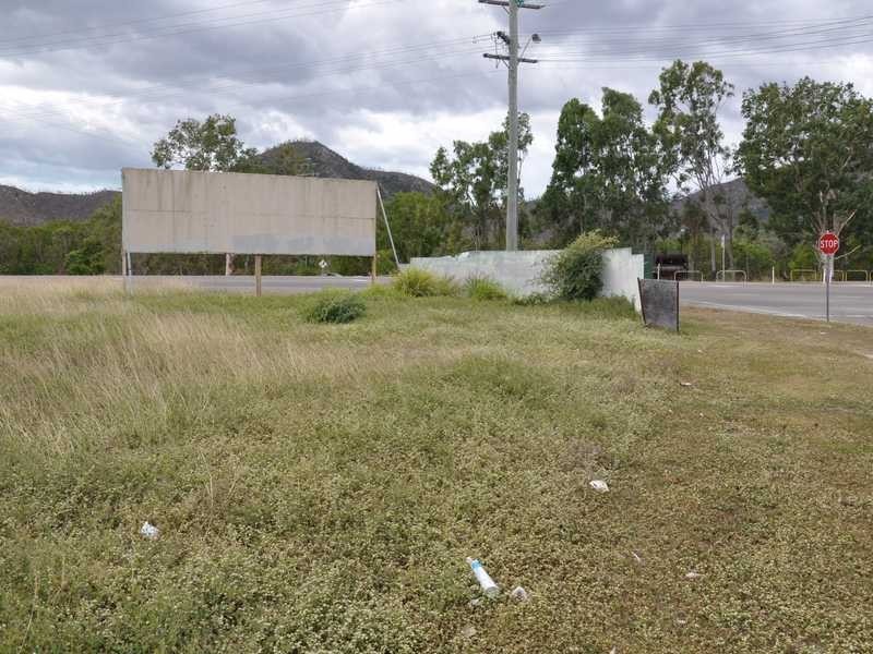 2 Santal Drive, Rasmussen QLD 4815