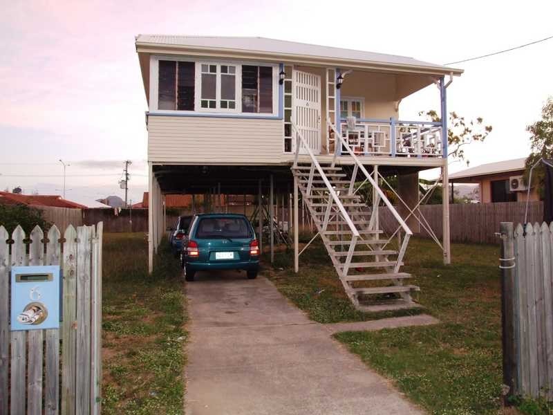 6 Simonsen Court, Kelso QLD 4815