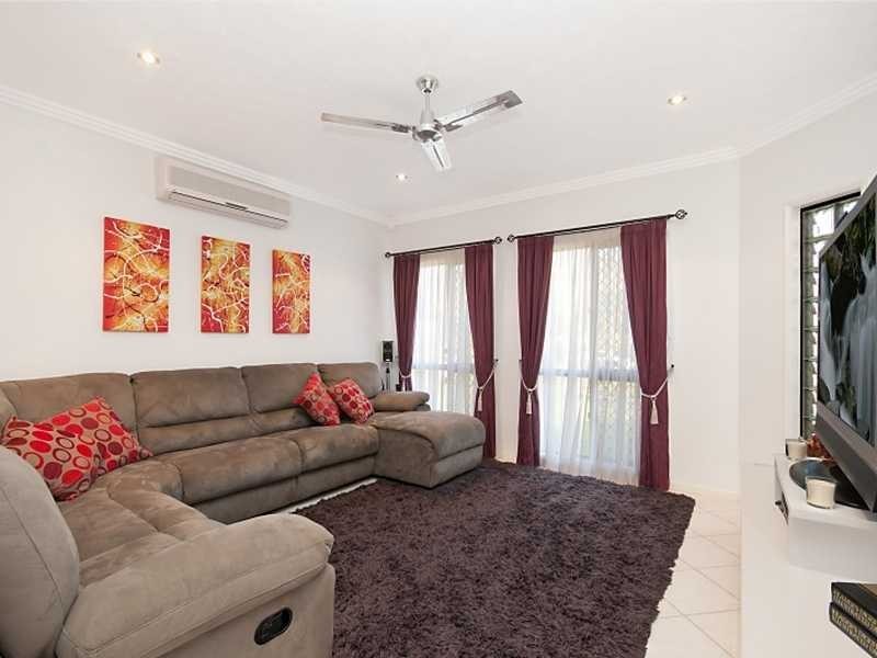 39 Crestbrook Drive, Mount Louisa QLD 4814