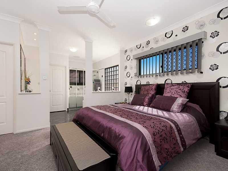 39 Crestbrook Drive, Mount Louisa QLD 4814