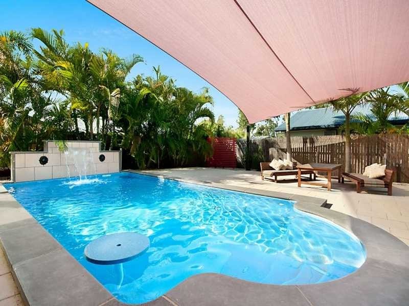 39 Crestbrook Drive, Mount Louisa QLD 4814