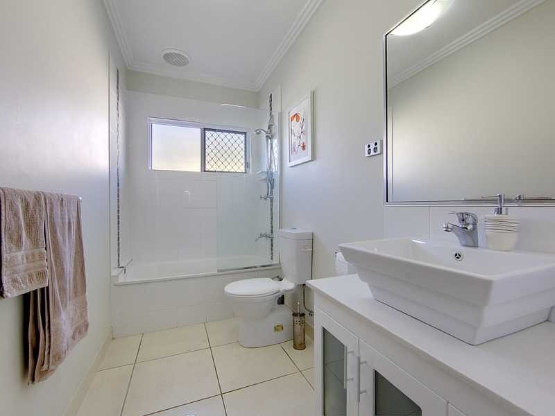 149 Daintree Drive, Bushland Beach QLD 4818