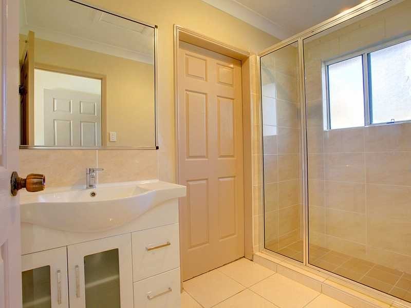 16 Bahama Court, Mount Low QLD 4818