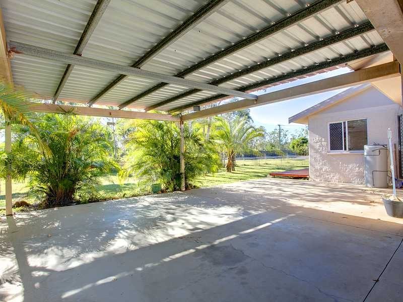 16 Bahama Court, Mount Low QLD 4818