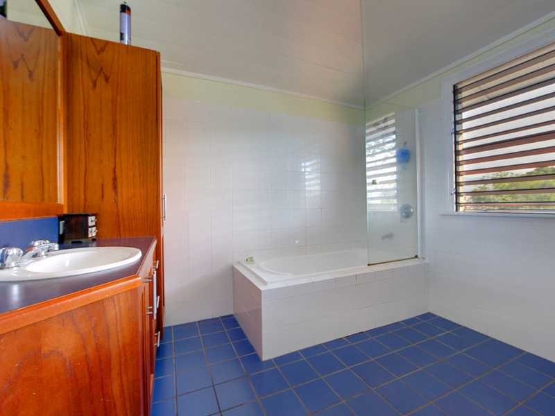 25 – 27 Norris Street, Hermit Park QLD 4812