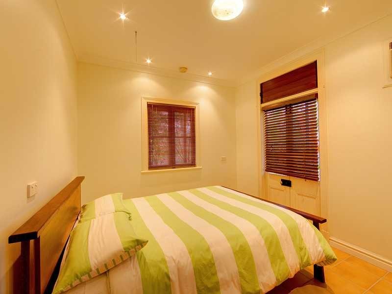 25 – 27 Norris Street, Hermit Park QLD 4812