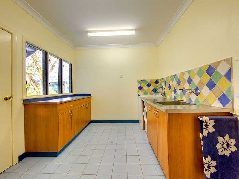 25 – 27 Norris Street, Hermit Park QLD 4812