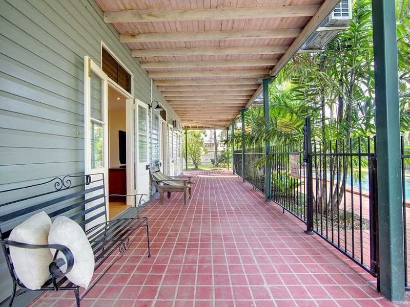 25 – 27 Norris Street, Hermit Park QLD 4812