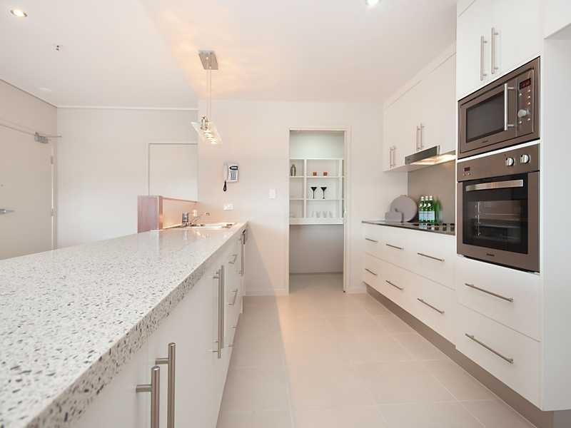 122 Walker Street, Townsville City QLD 4810