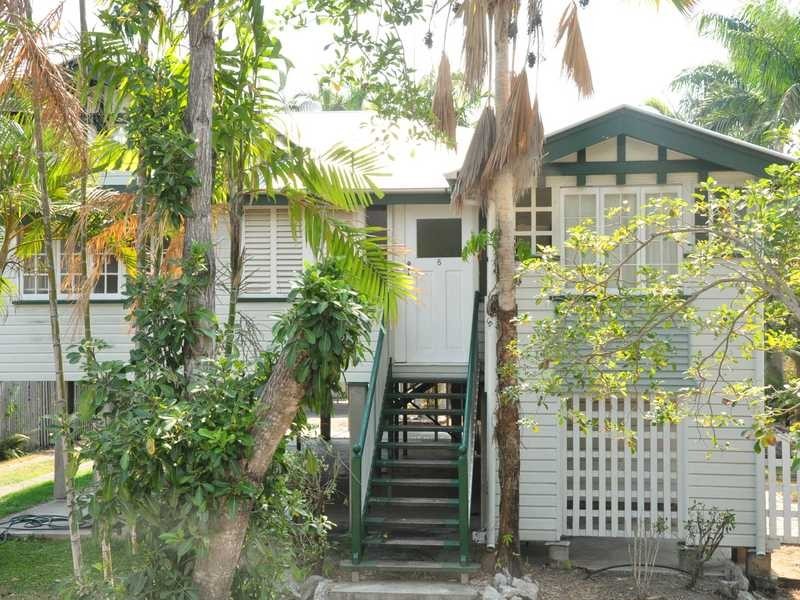 5 French Street, Pimlico QLD 4812