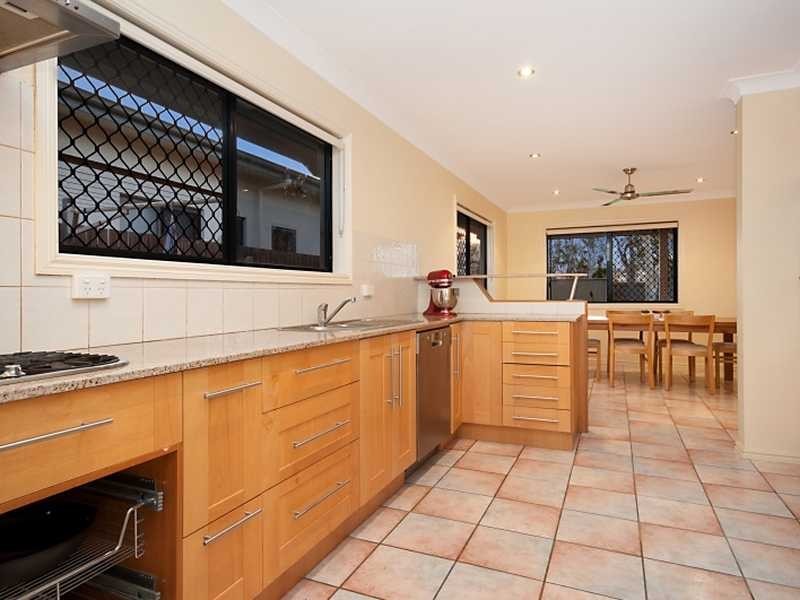 18 Puffer Court, Mount Louisa QLD 4814