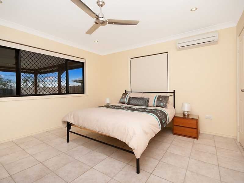 18 Puffer Court, Mount Louisa QLD 4814