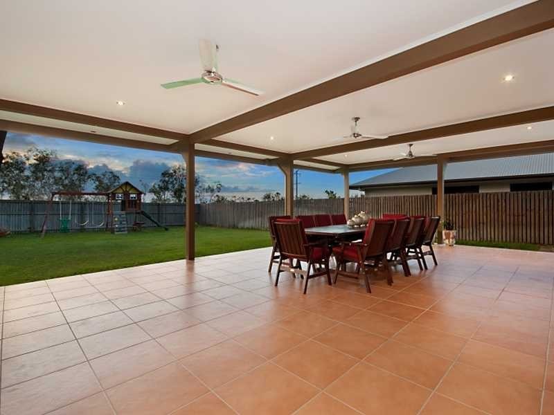 18 Puffer Court, Mount Louisa QLD 4814