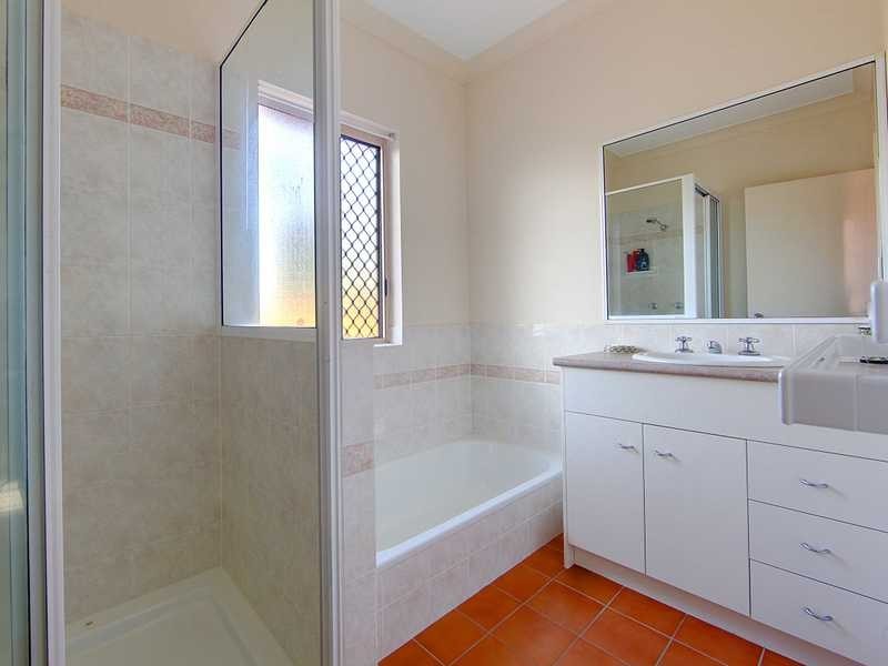 Unit 1/5 Xavier Court, Railway Estate QLD 4810