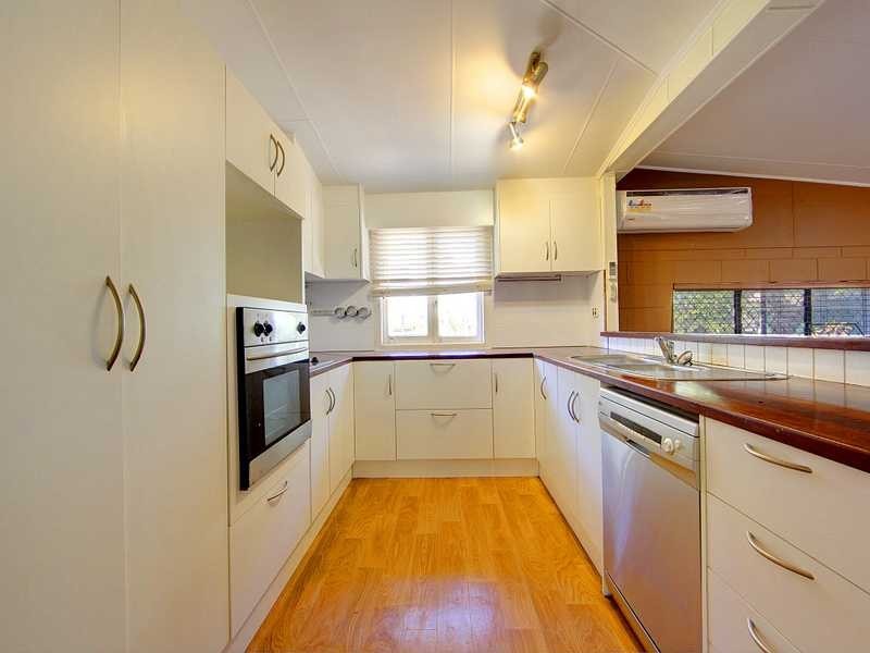 63 Twelfth Avenue, Railway Estate QLD 4810